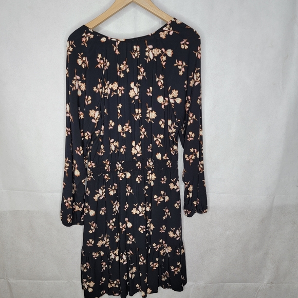Old Navy Peasant Dress Short Black Floral Tiered Skirt V-neck Long Sleeve L - Picture 4 of 12